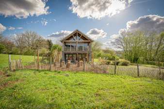 Chalet spacieux pour 9 à La Roche-en-Ardenne, parfait pour des vacances en famille