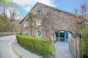 Petit gîte coquet 3 étoiles pour 2 personnes près de La Roche-en-ardenne