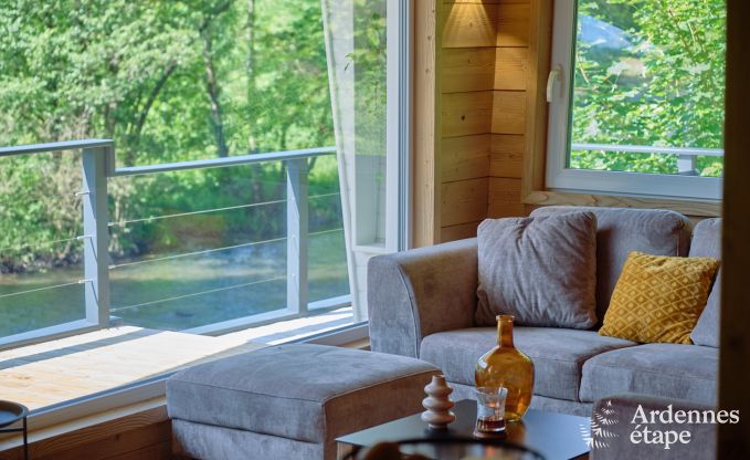 Chalet spacieux au bord de l'eau pour 6 personnes avec poele  pellets, barbecue et terrasse prive  La Roche-en-Ardenne
