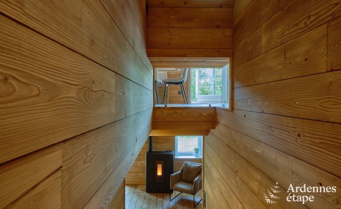 Chalet spacieux au bord de l'eau pour 6 personnes avec poele  pellets, barbecue et terrasse prive  La Roche-en-Ardenne