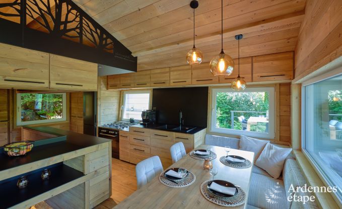 Chalet spacieux au bord de l'eau pour 6 personnes avec poele  pellets, barbecue et terrasse prive  La Roche-en-Ardenne