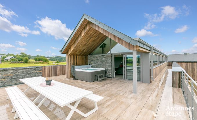 Somptueuse villa  pour 14 personnes avec piscine intérieure à la Roche en Ardenne