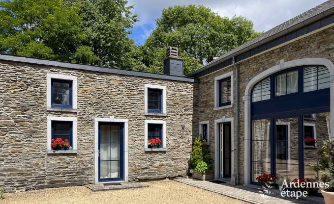 Maison de vacances � La Roche pour 20 personnes en Ardenne