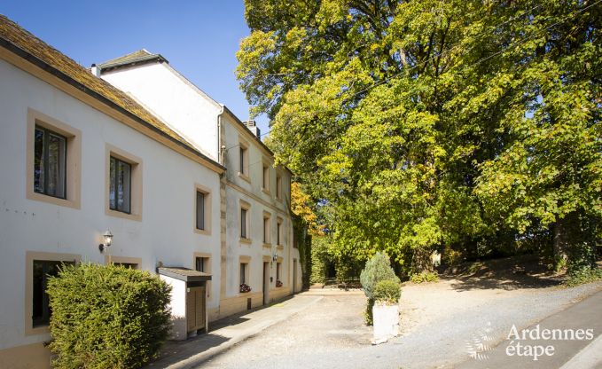 Gite de charme � Leglise pour 26 personnes en Ardenne