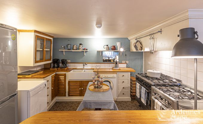 Gite de charme � Leglise pour 26 personnes en Ardenne