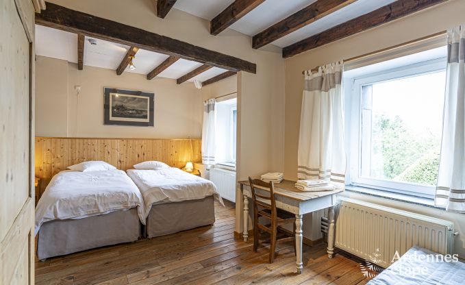 Gite de charme � Leglise pour 26 personnes en Ardenne