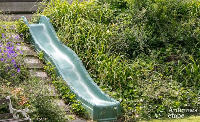 Maison de vacances � L�glise pour 15 personnes en Ardenne