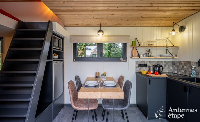 Charmante tiny house pour 4 personnes  Lglise avec kitchenette, poele  pellets et jardin priv