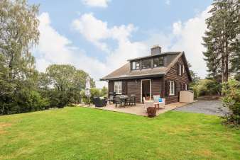 Chalet authentique pour 6 personnes près de Libin