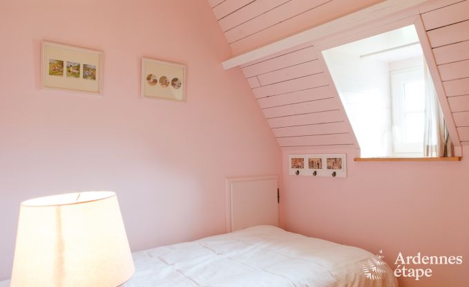 Elegante dpendance de chteau  Libin pour 14 personnes en Ardenne