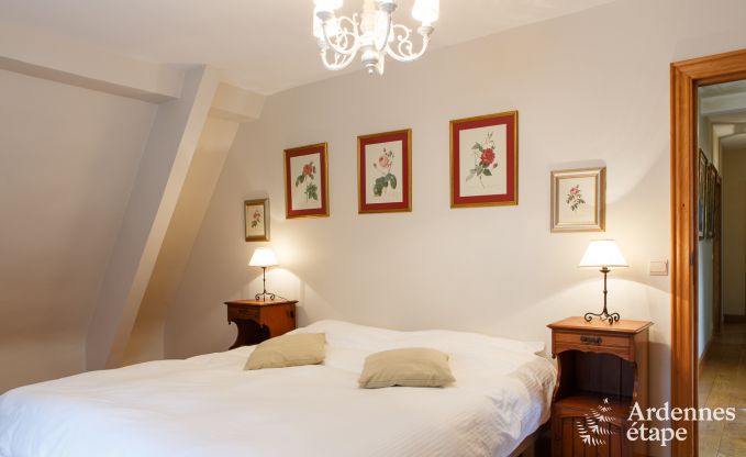 Elegante dpendance de chteau  Libin pour 14 personnes en Ardenne