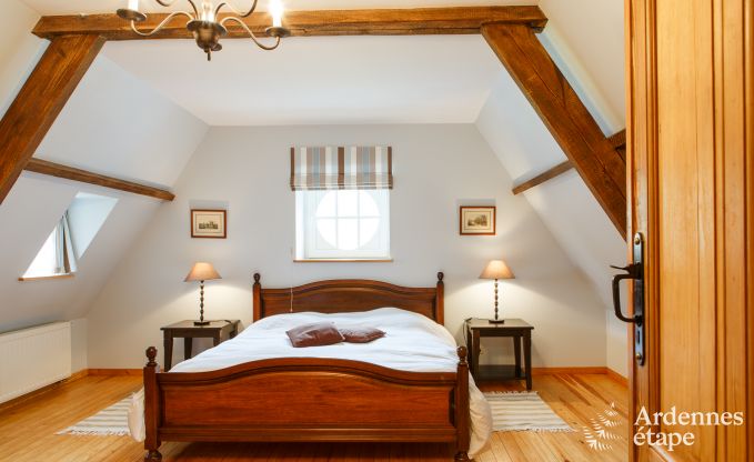 Elegante dpendance de chteau  Libin pour 14 personnes en Ardenne