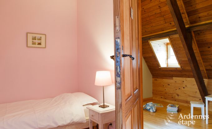 Elegante dpendance de chteau  Libin pour 14 personnes en Ardenne