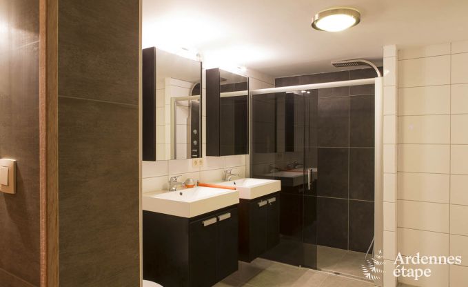 Villa de Luxe � Libin pour 18 personnes en Ardenne