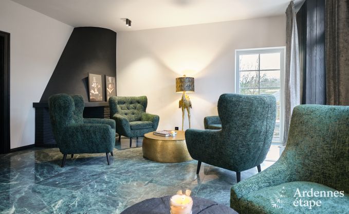 Chteau  Libin : sjour lgant pour 40 personnes avec des quipements tendus