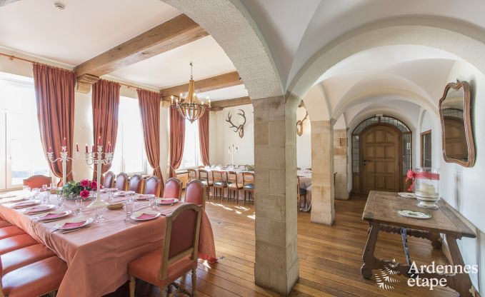 Ch�teau � Libramont-Chevigny pour 48 personnes en Ardenne