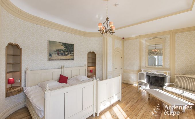 Ch�teau � Libramont-Chevigny pour 22 personnes en Ardenne