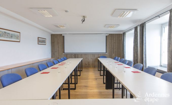 Ch�teau � Libramont-Chevigny pour 22 personnes en Ardenne