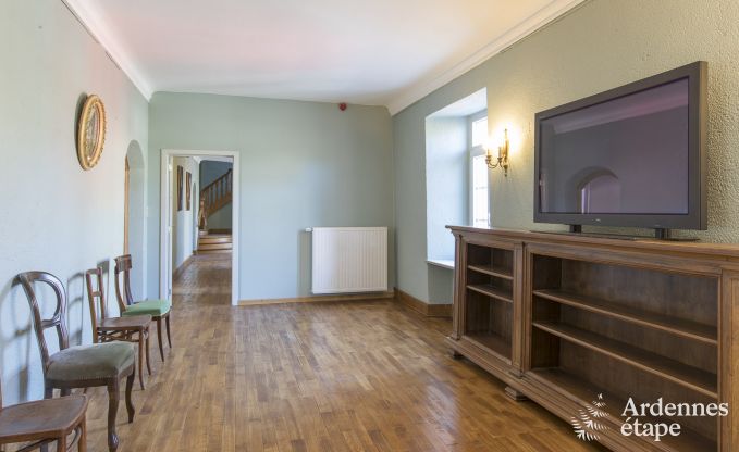 Ch�teau � Libramont-Chevigny pour 22 personnes en Ardenne