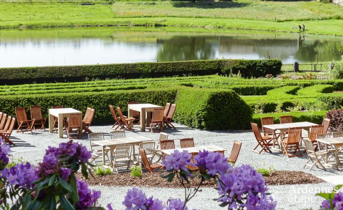 Ch�teau � Libramont-Chevigny pour 22 personnes en Ardenne