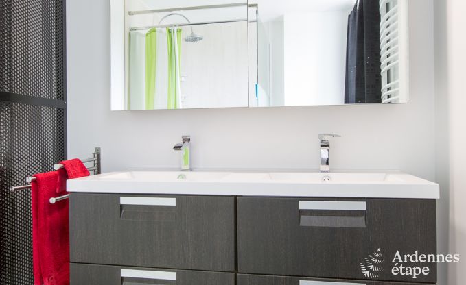 Spacieuse cottage pour 9 personnes � Libramont-Chevigny avec jardin priv� et terrasse avec vue