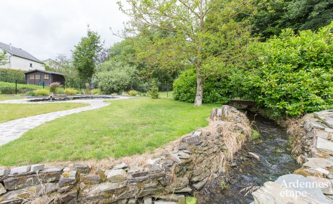 Spacieuse cottage pour 9 personnes � Libramont-Chevigny avec jardin priv� et terrasse avec vue