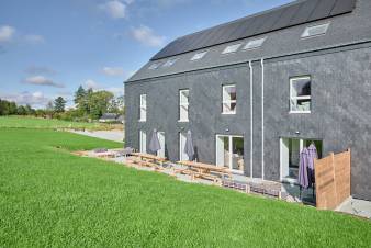 Maison de vacances à Libramont pour 10 personnes avec 6 chambres et terrasse