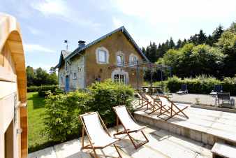 Confortable villa de vacances avec sauna pour 13 personnes  Libramont