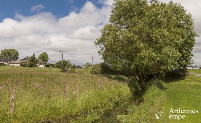 Maison de vacances pour 15 personnes � Libramont avec piscine int�rieure, sauna et jardin priv� au bord de l'eau