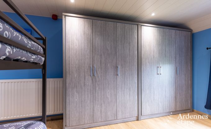 Maison de vacances adapte aux enfants  Libramont pour 22 personnes avec jardin et salle de jeux