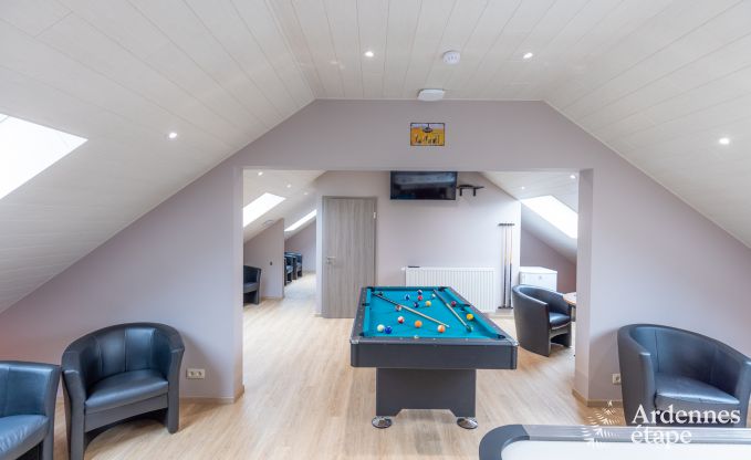 Maison de vacances adapte aux enfants  Libramont pour 22 personnes avec jardin et salle de jeux