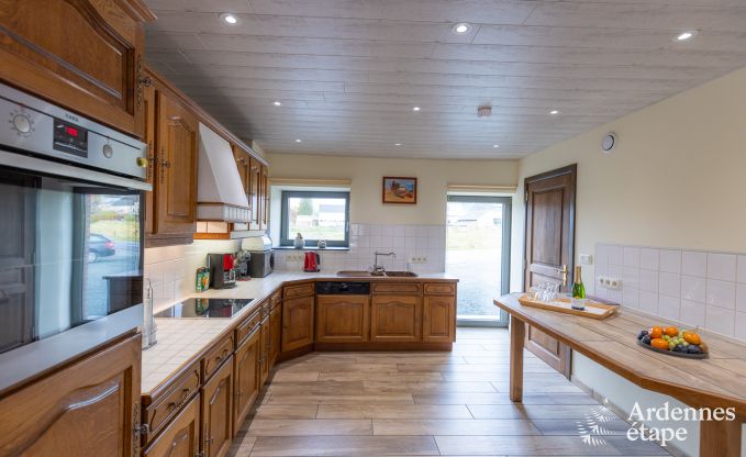 Maison de vacances adapte aux enfants  Libramont pour 22 personnes avec jardin et salle de jeux