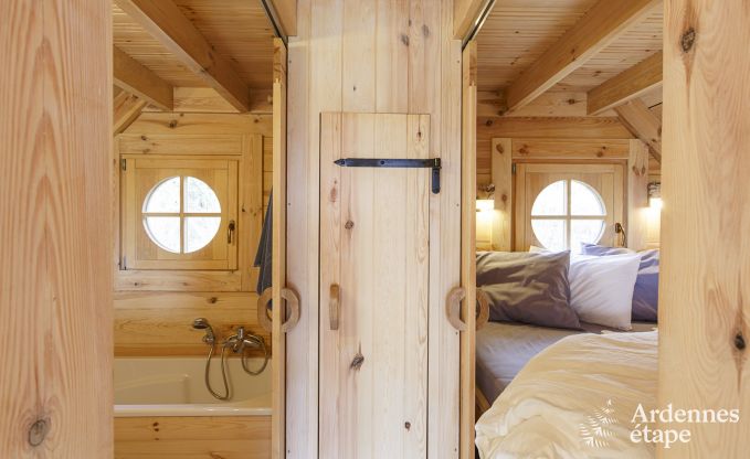 G�te insolite � Lierneux pour 4/5 personnes en Ardenne