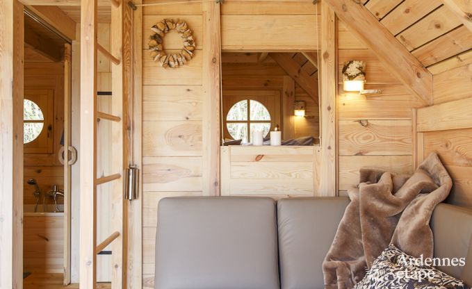 G�te insolite � Lierneux pour 4/5 personnes en Ardenne