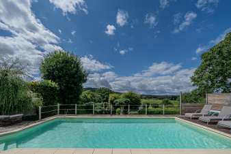 Maison de vacances romantique pour 2  Lierneux, Ardenne : grand jacuzzi, piscine et proximit avec Stavelot et Stoumont
