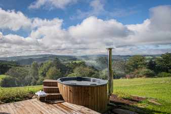 Villa de luxe 12 personnes à Lierneux : 5 chambres, saunas et vue imprenable