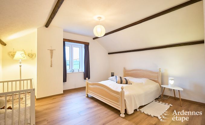 Grande maison de vacances � Lierneux avec 2 chambres, salle de jeux, jardin priv� et local � v�los