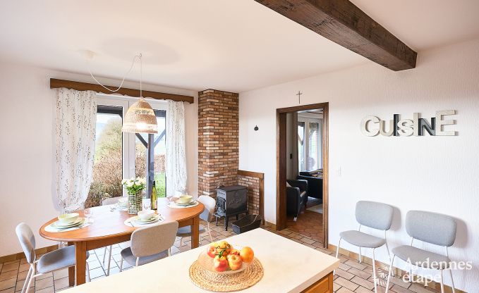 Grande maison de vacances � Lierneux avec 2 chambres, salle de jeux, jardin priv� et local � v�los