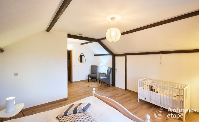 Grande maison de vacances � Lierneux avec 2 chambres, salle de jeux, jardin priv� et local � v�los