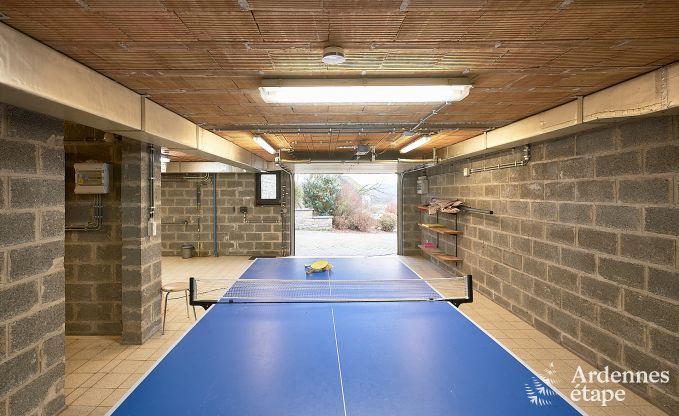 Grande maison de vacances � Lierneux avec 2 chambres, salle de jeux, jardin priv� et local � v�los