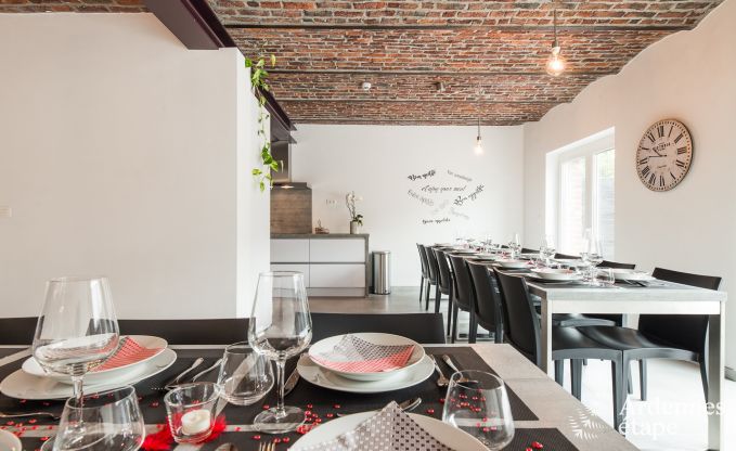 Maison de vacances � Limbourg pour 18 personnes en Ardenne
