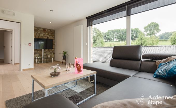 Maison de vacances � Limbourg pour 18 personnes en Ardenne