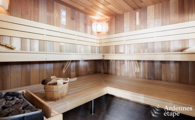 Maison de vacances � Limbourg pour 18 personnes en Ardenne