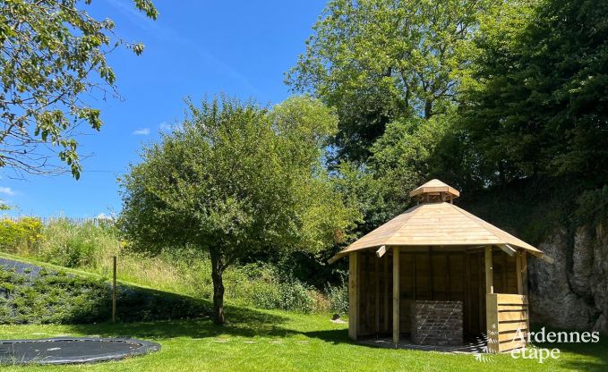 Villa de vacances confortable pour 14  Limbourg, Ardenne