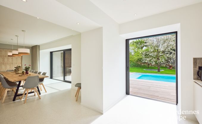 Villa de vacances confortable pour 14  Limbourg, Ardenne