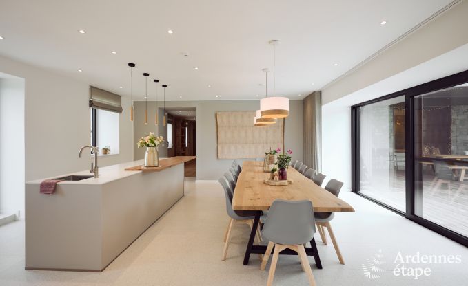 Villa de vacances confortable pour 14  Limbourg, Ardenne