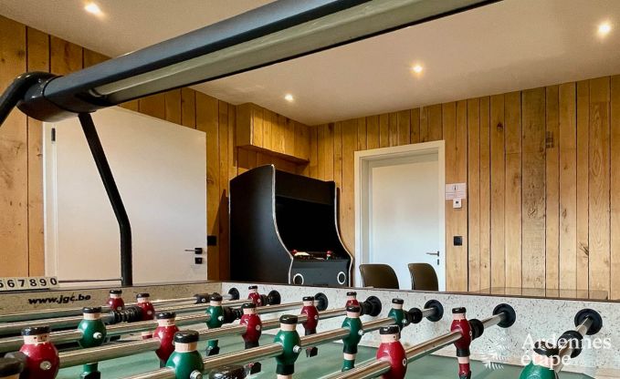 Villa de vacances confortable pour 14  Limbourg, Ardenne