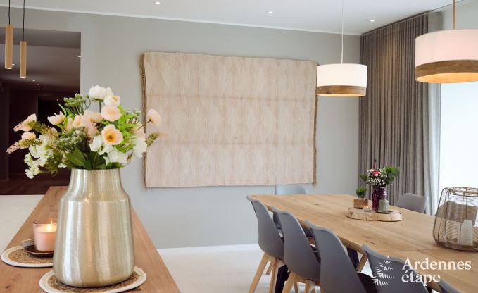 Villa de vacances confortable pour 14  Limbourg, Ardenne