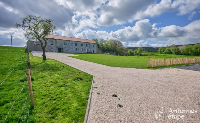 Villa de vacances confortable pour 14  Limbourg, Ardenne