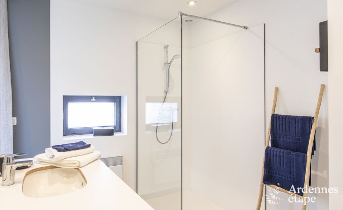 Maison de vacances � Malmedy, Ardenne, 3 chambres, 3 salles de bain, �quipement b�b�, terrasse, jardin priv�, abri v�lo s�curis�